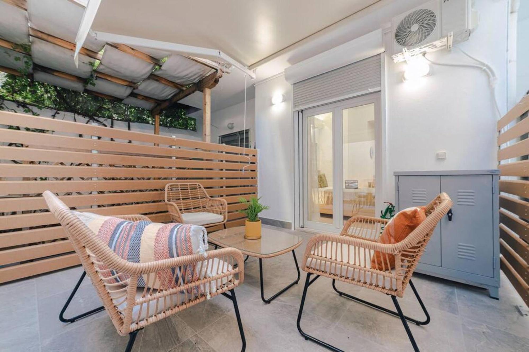 Small And Cozy Studio Αθήνα Εξωτερικό φωτογραφία